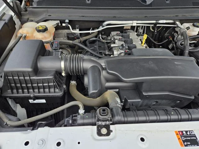 Used 2022 White Chevrolet LT image 20