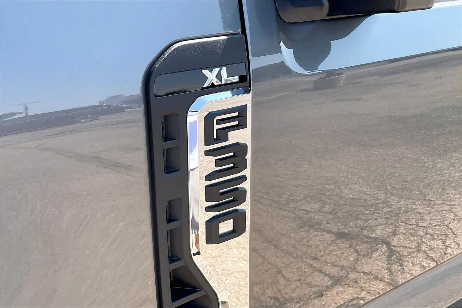 New 2026 Carbonized Gray Metallic Ford F-350® XL image 15
