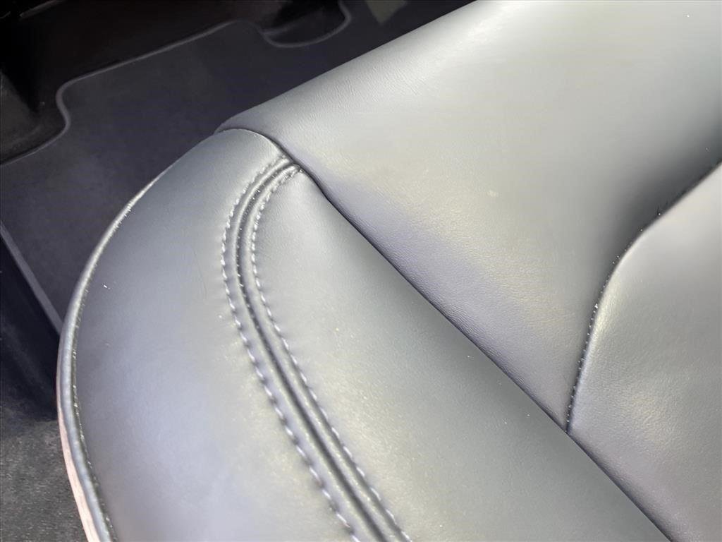 Used 2023  TESLA  image 17