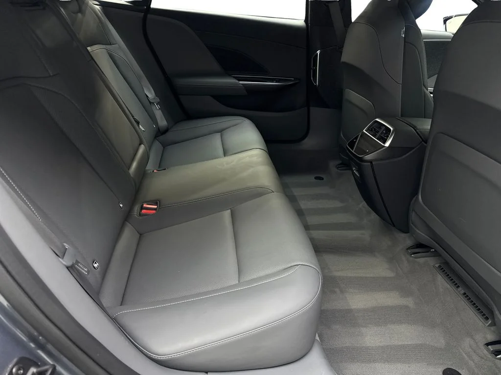 Used 2024 Gray Lucid Touring image 39