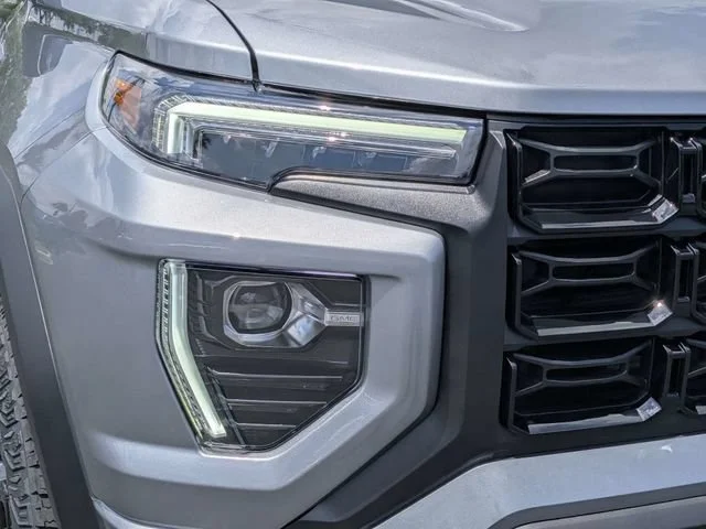 New 2026 Sterling Metallic GMC Elevation image 9
