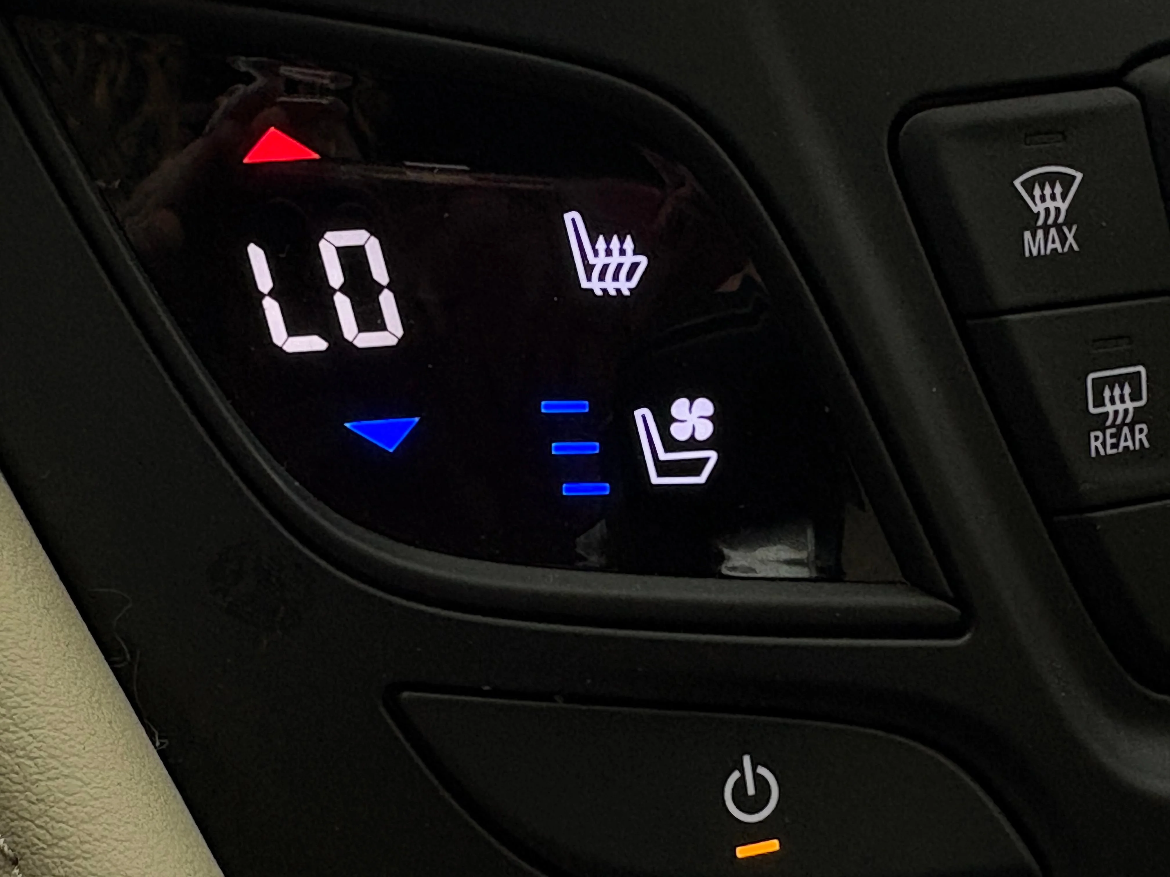 Used 2020 SUMMIT WHITE Buick Premium II image 5
