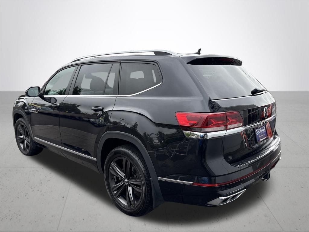 Used 2022 Deep Black Volkswagen 3.6L V6 SEL R-Line image 9