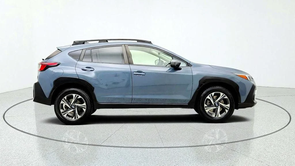 Used 2024 Offshore Blue Metallic Subaru Premium AWD image 4