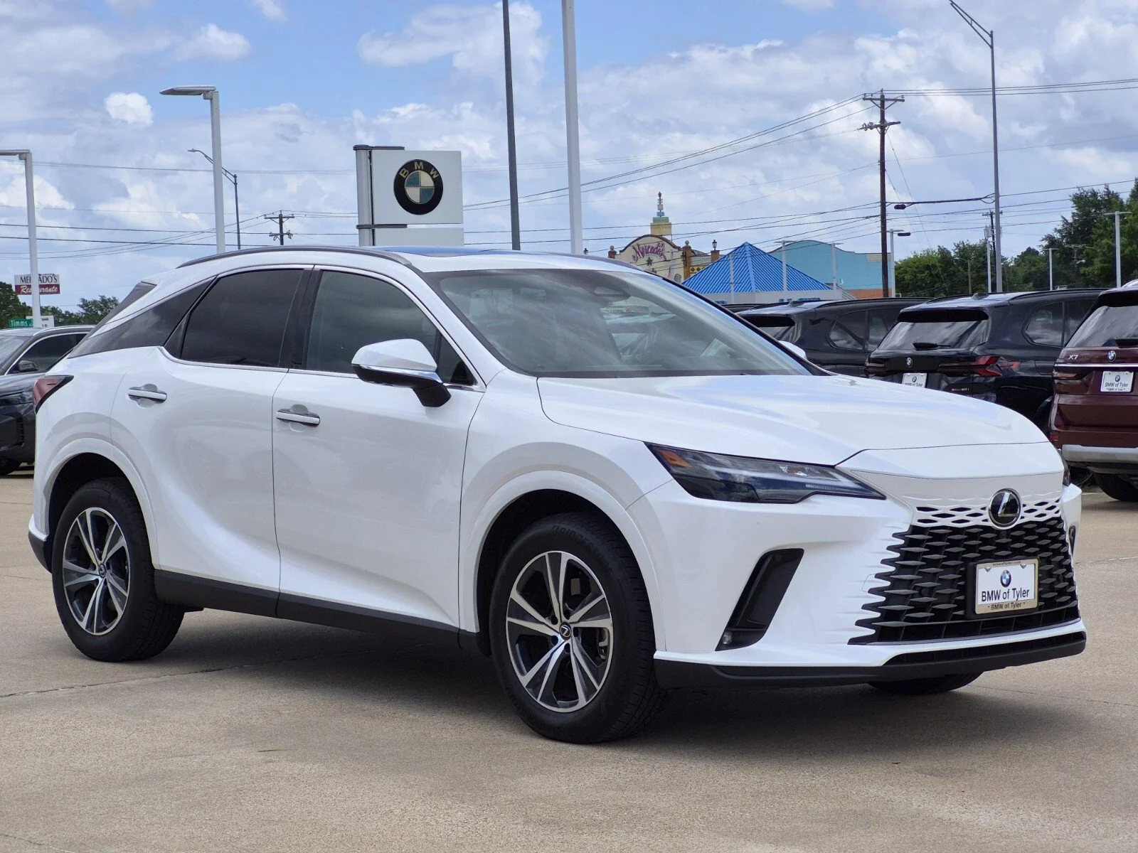 Used 2025 White Pearl Lexus RX 350 Premium image 3