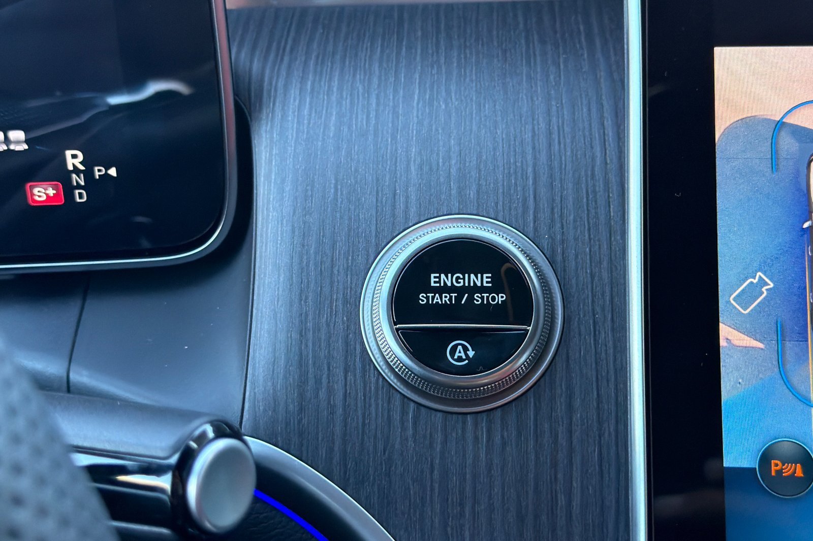 New 2027 MANUFAKTUR Alpine Grey Mercedes-Benz GLC 53 AMG® image 22