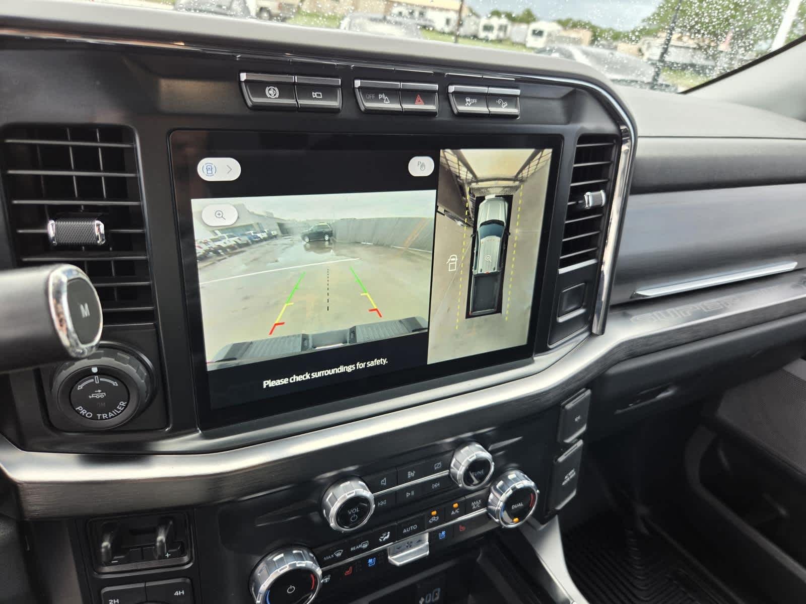 Used 2023 Agate Black Metallic Ford LARIAT image 21