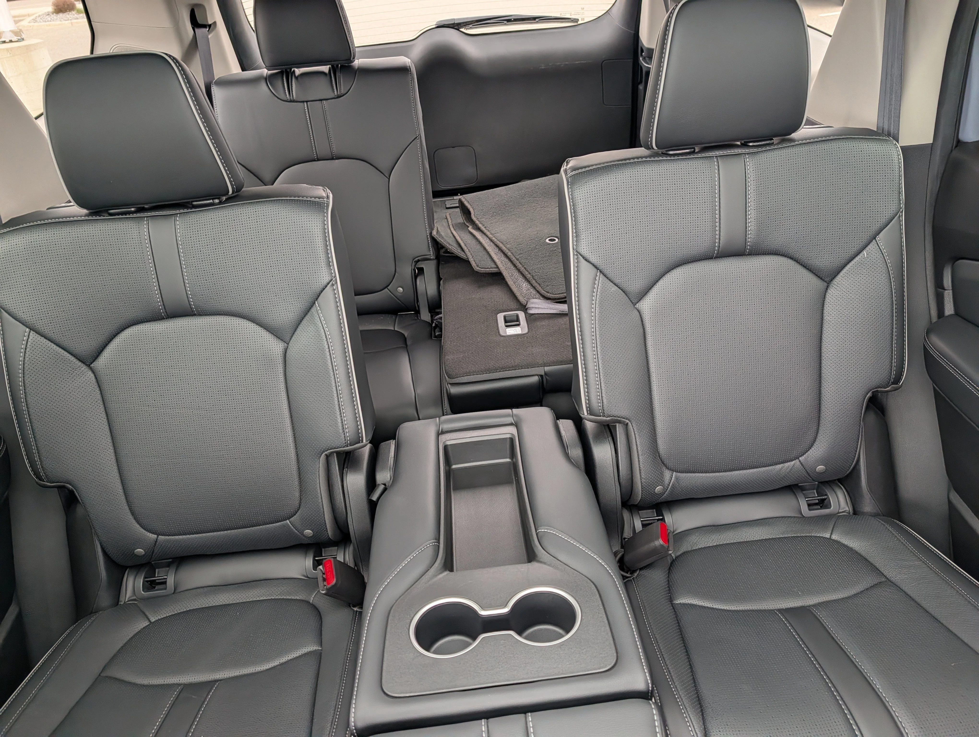 Used 2025 Sonic Gray Pearl Honda Elite image 13