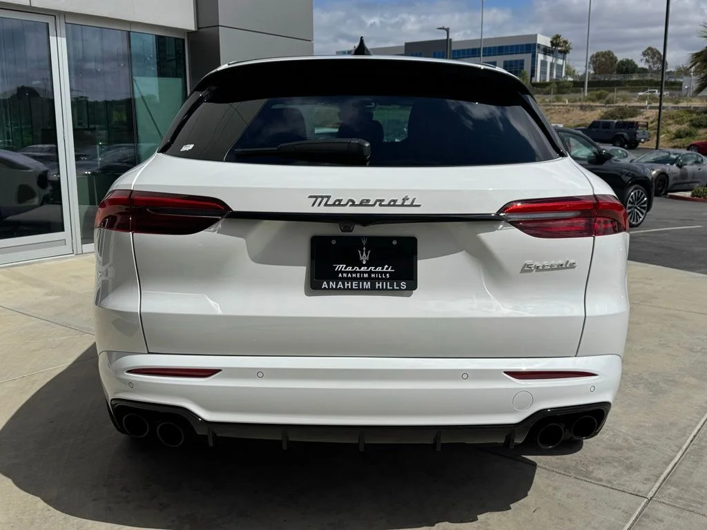 Used 2025 Bianco Maserati Modena image 7
