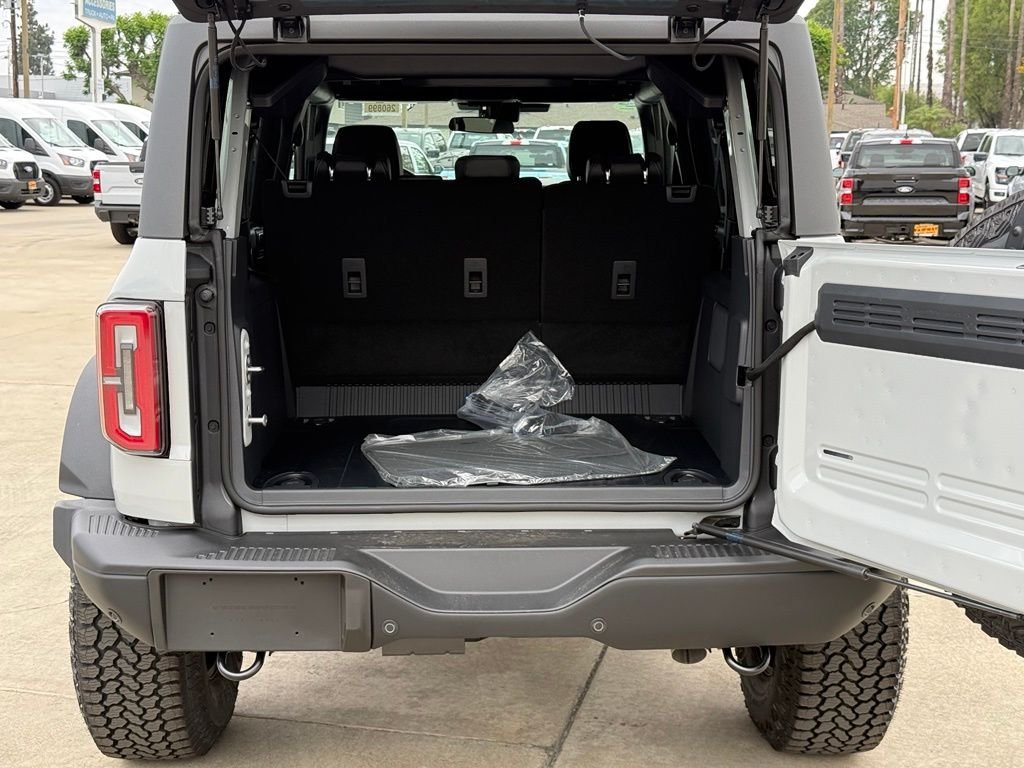 New 2026 Avalanche Gray Ford Badlands® image 15