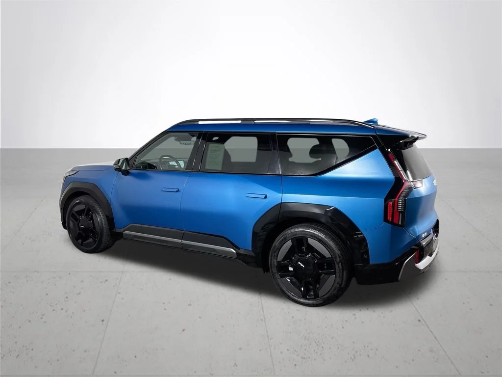 Used 2024 Blue Kia GT-Line image 8