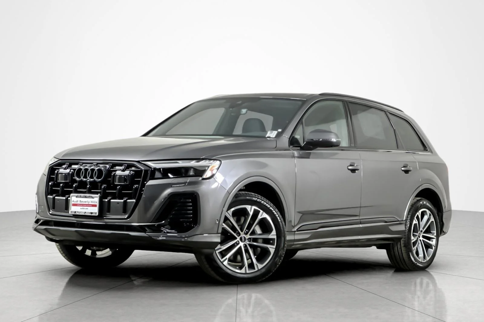 Luxury Loaner 2026 Q7 SUV