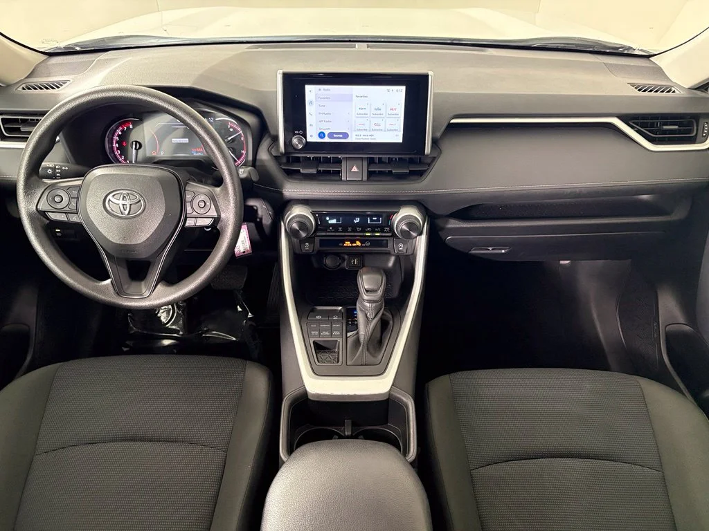 Used 2025 White Toyota LE image 30