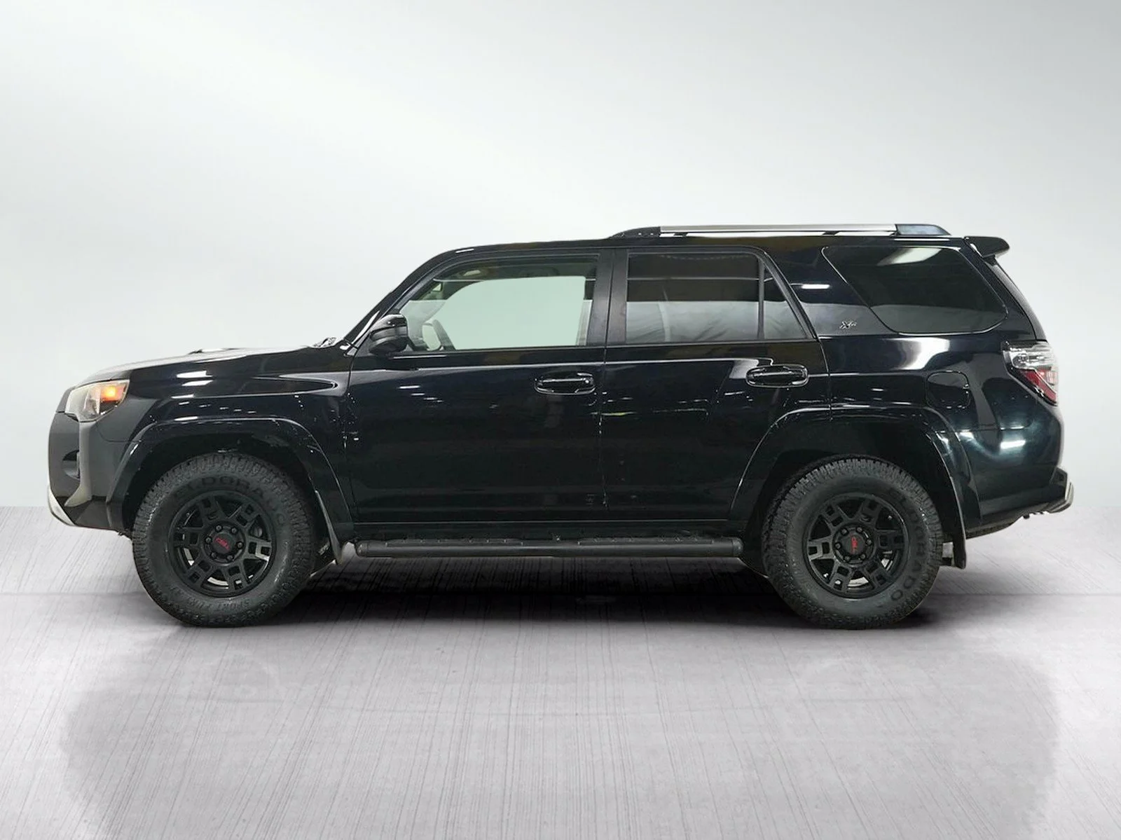 Used 2016 Toyota 4Runner Trail with VIN JTEBU5JR2G5361066 for sale in White Bear Lake, Minnesota