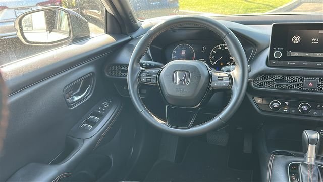 Used 2025 Platinum White Pearl Honda Sport image 22