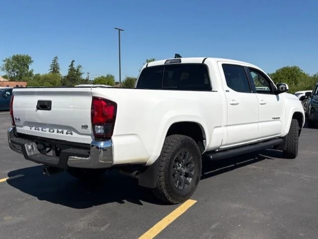 Used 2021 Super White Toyota SR5 image 5