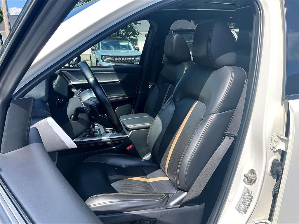 Used 2024 White Mazda 3.3 Turbo Premium Plus image 21