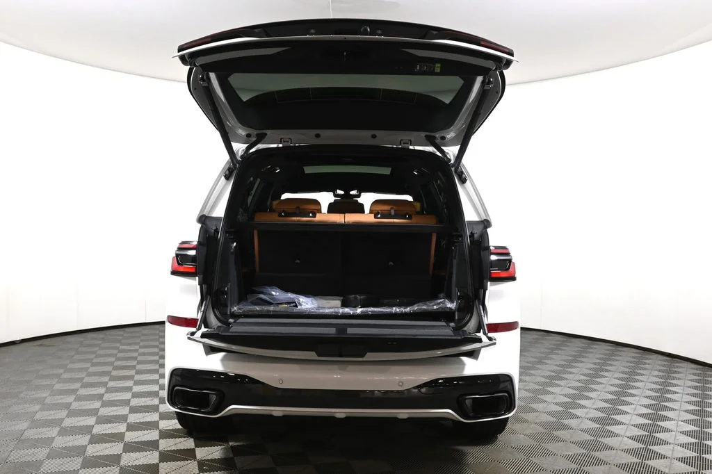 New 2027 White BMW xDrive40i image 31