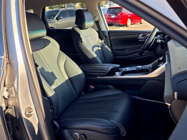 Used 2024 Silver Genesis 2.5T image 19