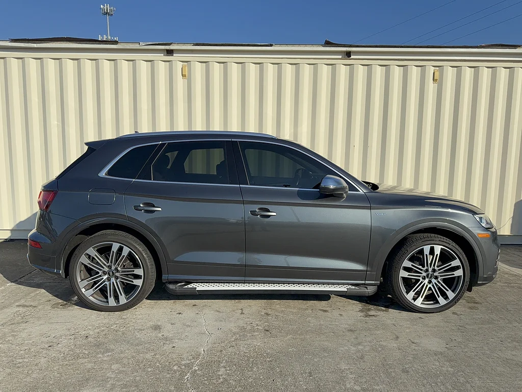Used 2018 Daytona Gray Pearl Effect Audi 3.0T quattro Prestige image 2