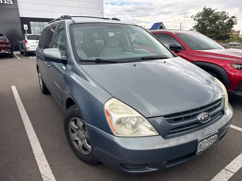 Used 2008 Olive Gray Kia LX image 8