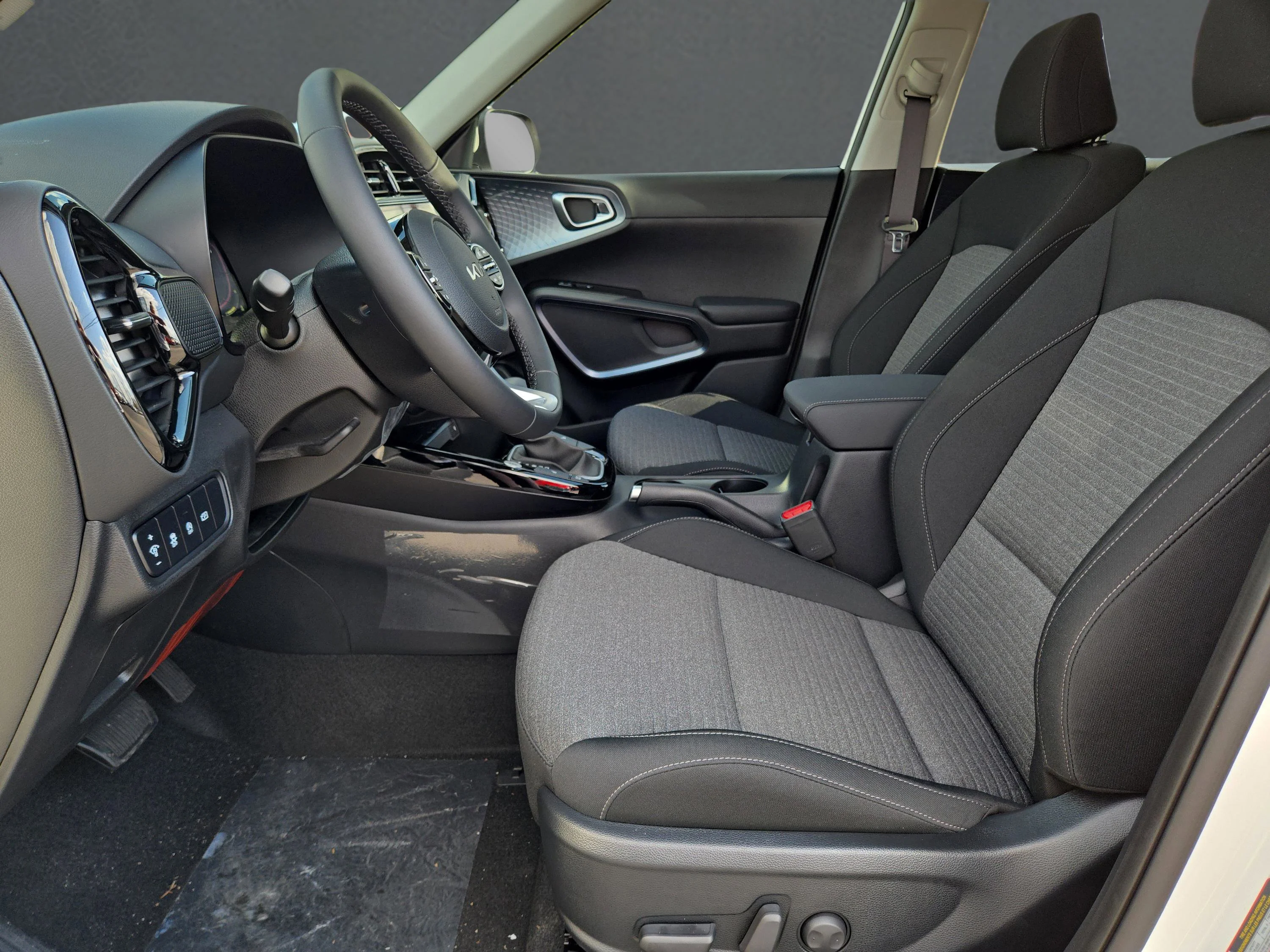 2025 Kia Soul EX - Photo 21