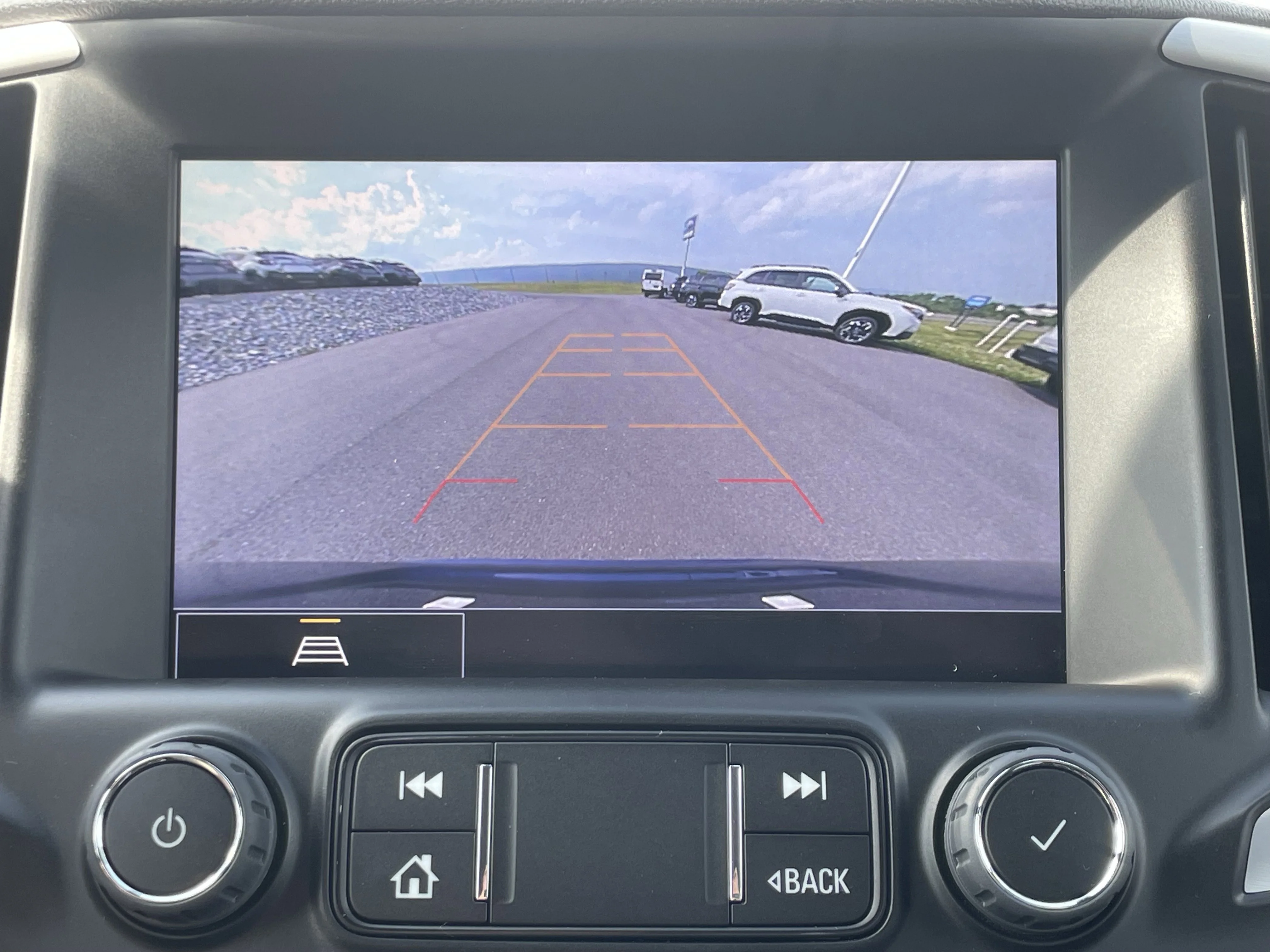 Used 2023 Marine Metallic GMC SLT image 26