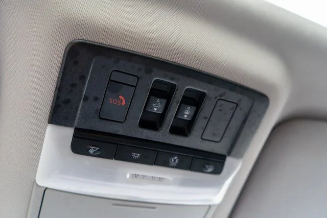 Used 2023 Red Nissan Platinum image 43