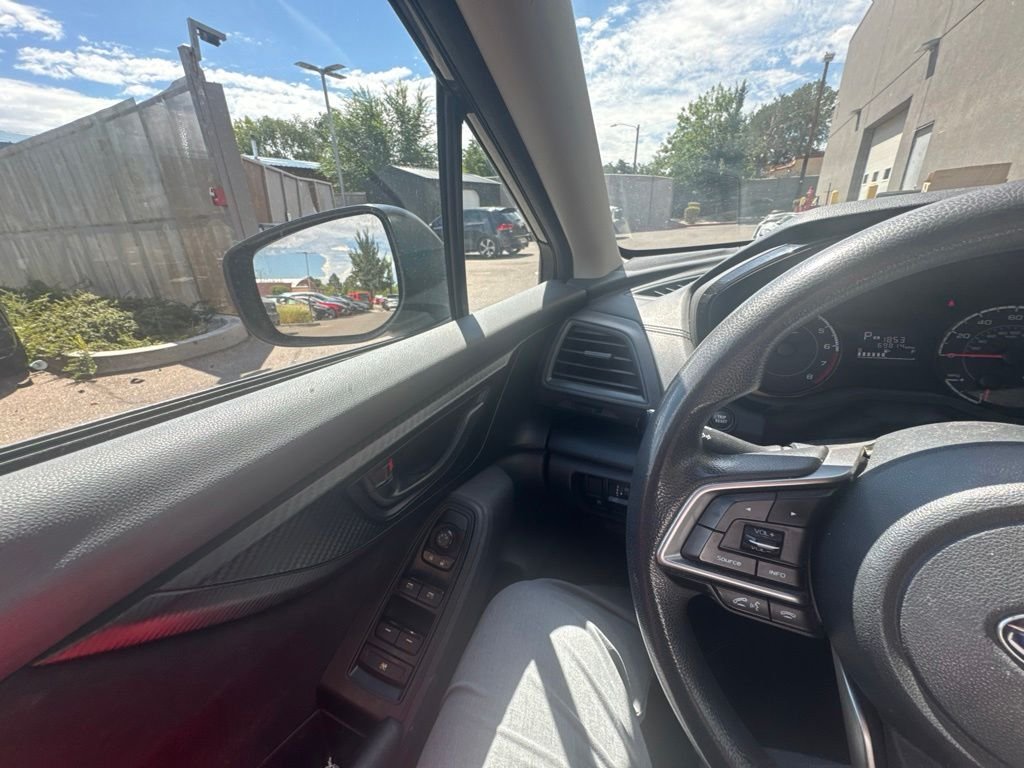 Used 2018 Gray Subaru 2.0i image 17