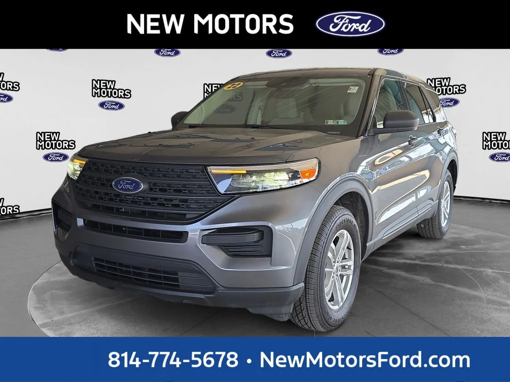 Used 2022 Gray Metallic Ford Base image 1