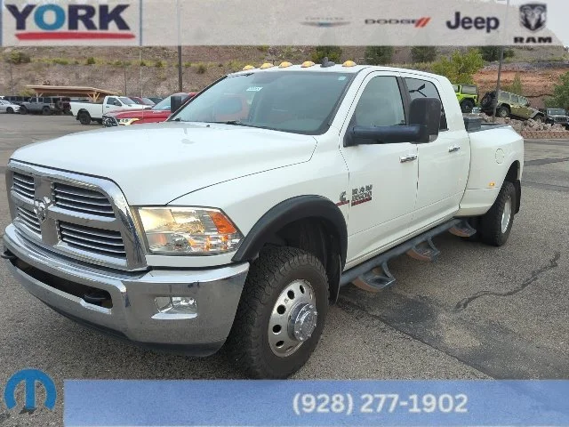 Used 2014 White Ram Big Horn image 1