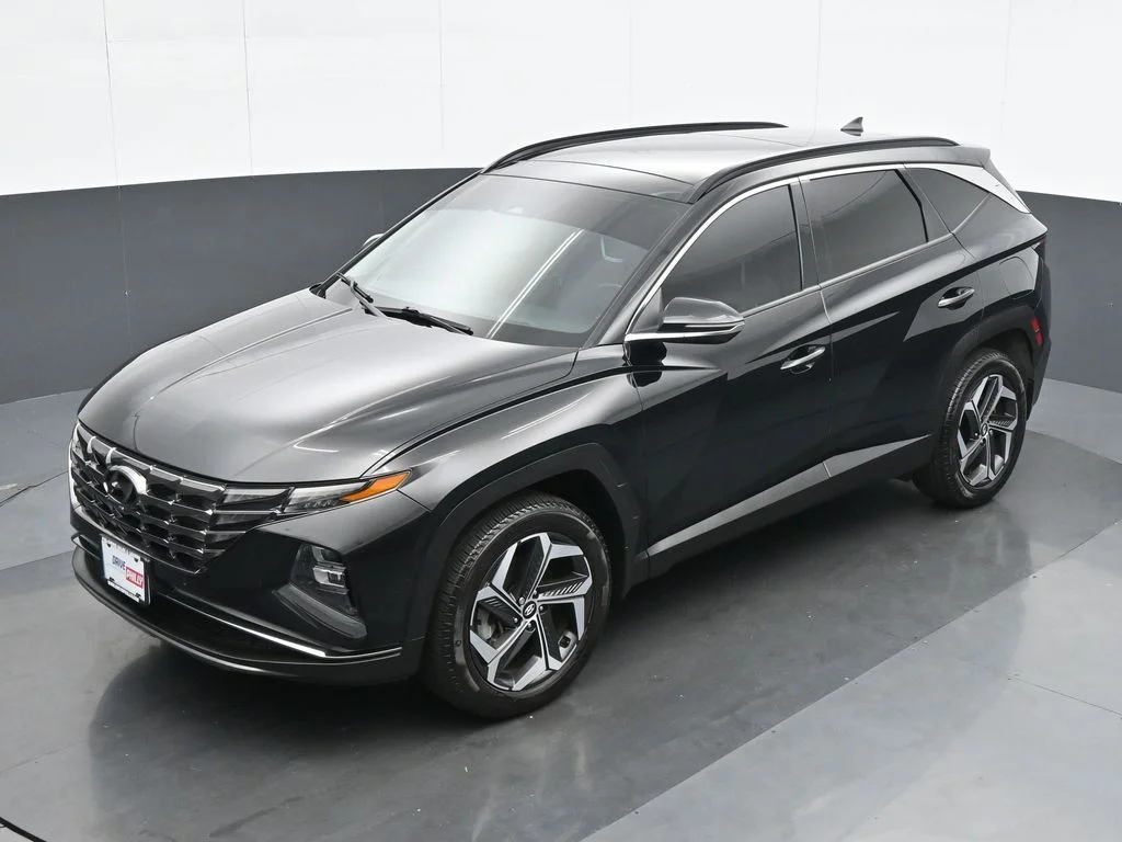 Used 2024 Black Hyundai Limited image 17