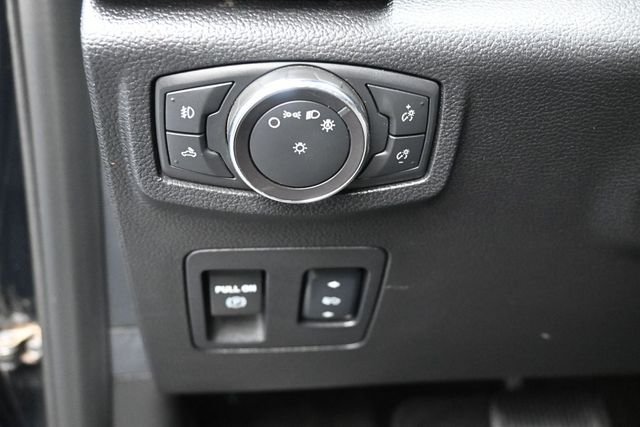 Used 2018 Black Ford XLT image 21