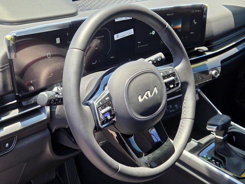 New 2025 White Kia SX Prestige image 12