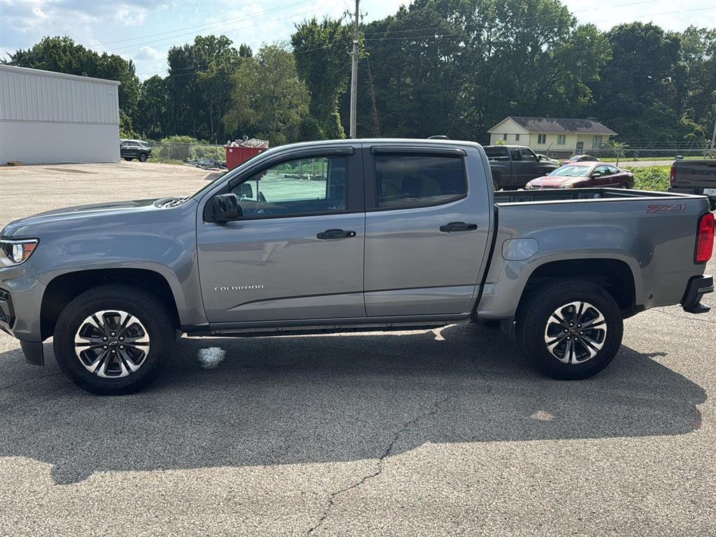 Certified Used 2021 Satin Steel Metallic Chevrolet 4WD Z71 image 4