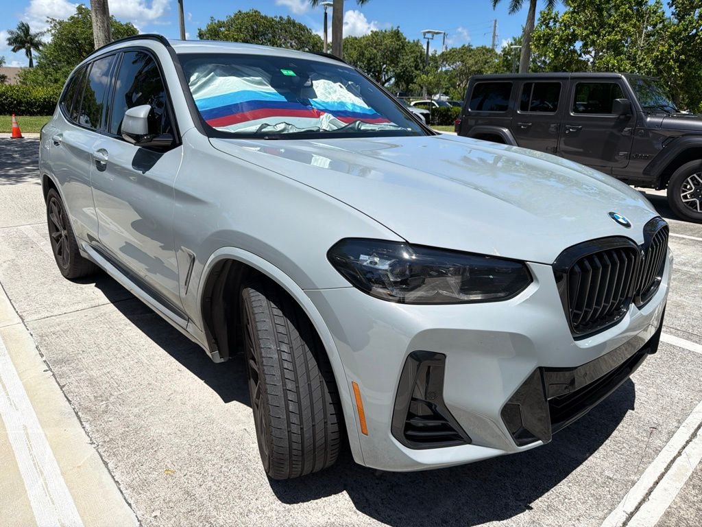 Certified Used 2024 Brooklyn Gray Metallic BMW sDrive30i image 5