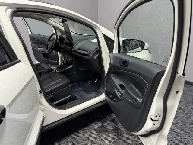 Used 2022 White Ford SES image 23
