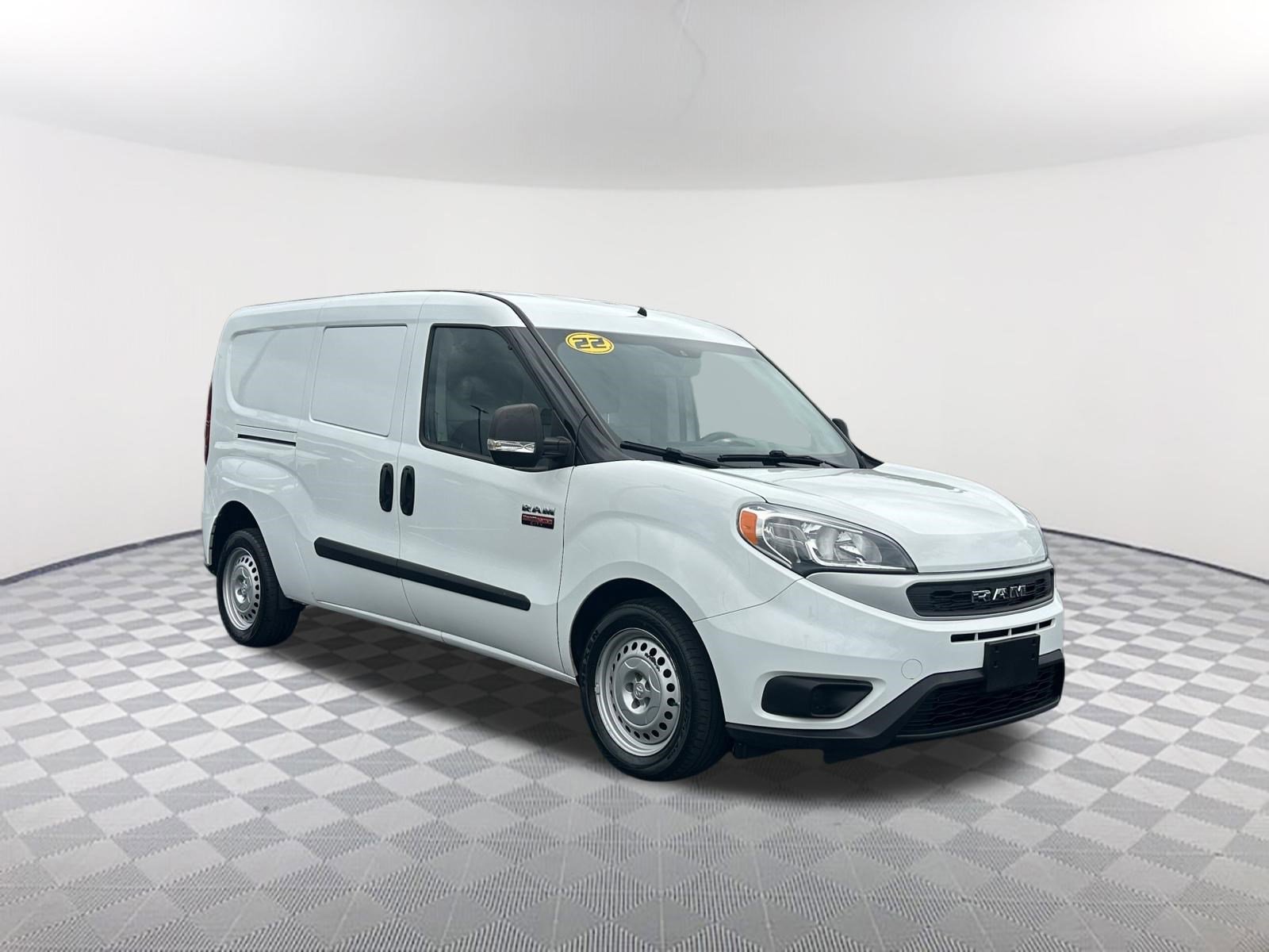 Used 2022 Bright White Ram Tradesman image 3