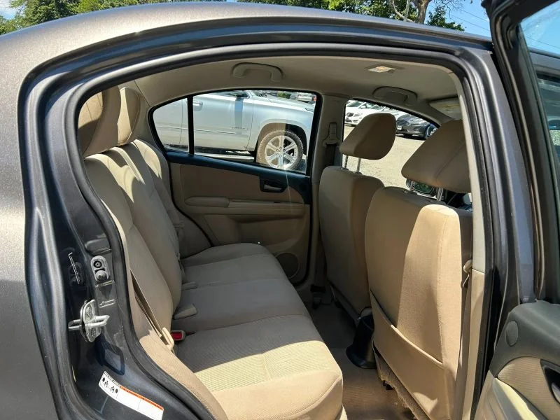 Used 2012 Gray Suzuki LE Sedan 4D image 25