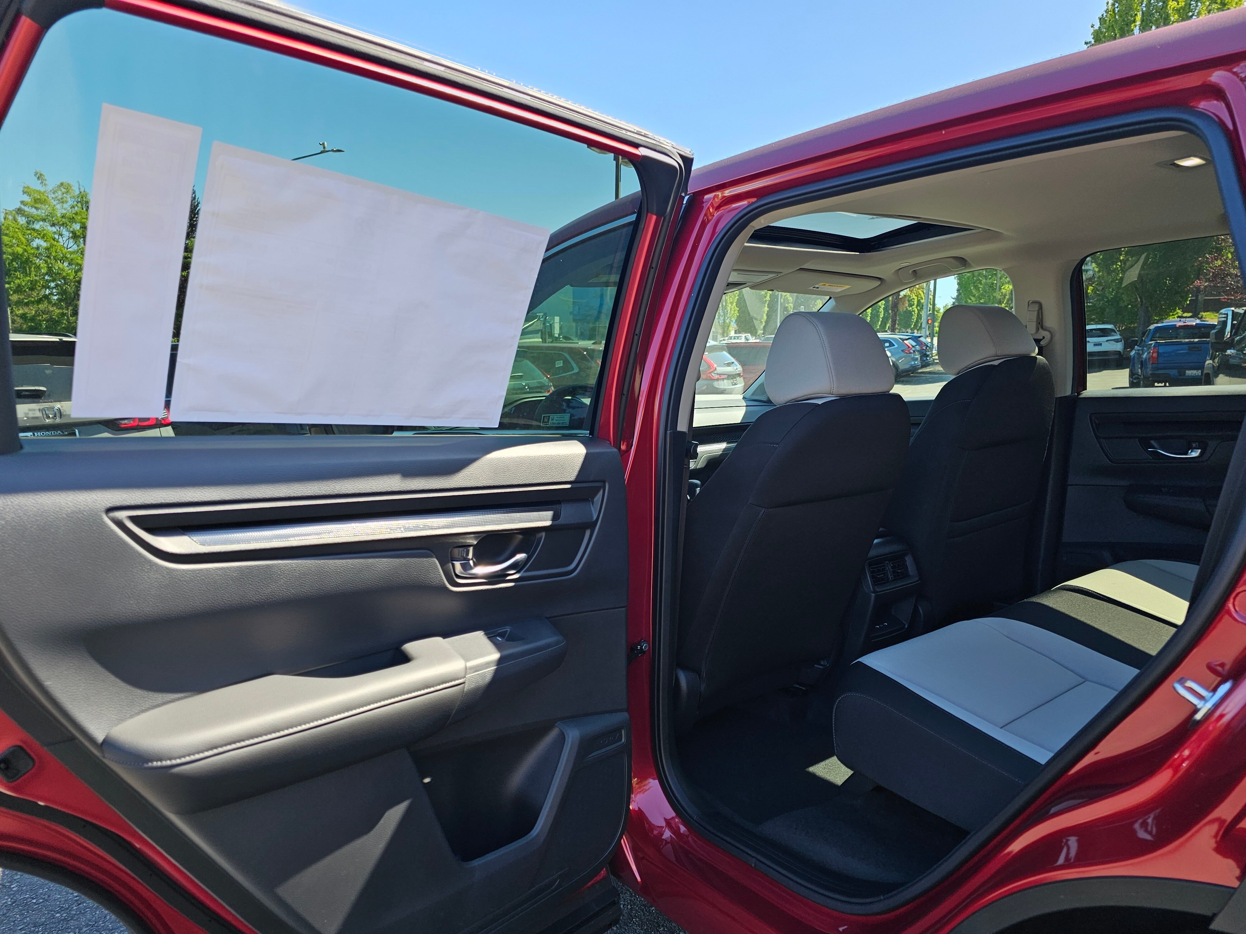 2025 Honda CR-V EX - Photo 17