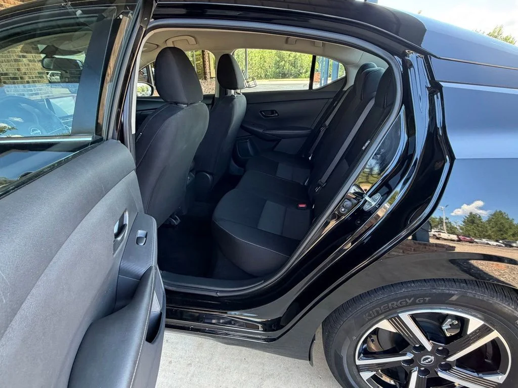 Used 2025 Super Black Nissan SV image 8