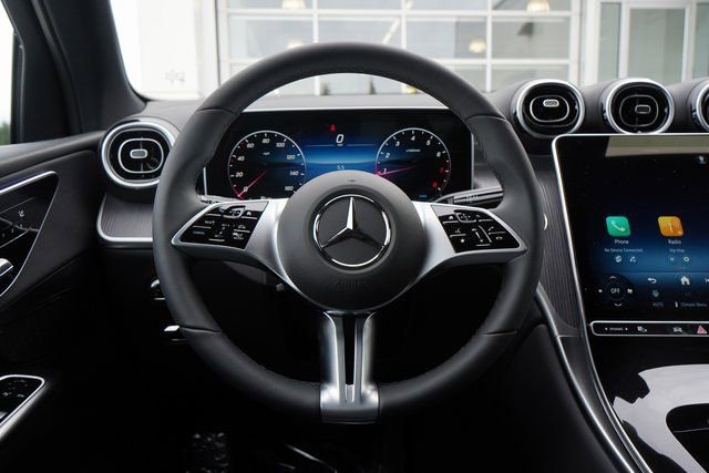 New 2026 Polar White Mercedes-Benz GLC 300 image 51