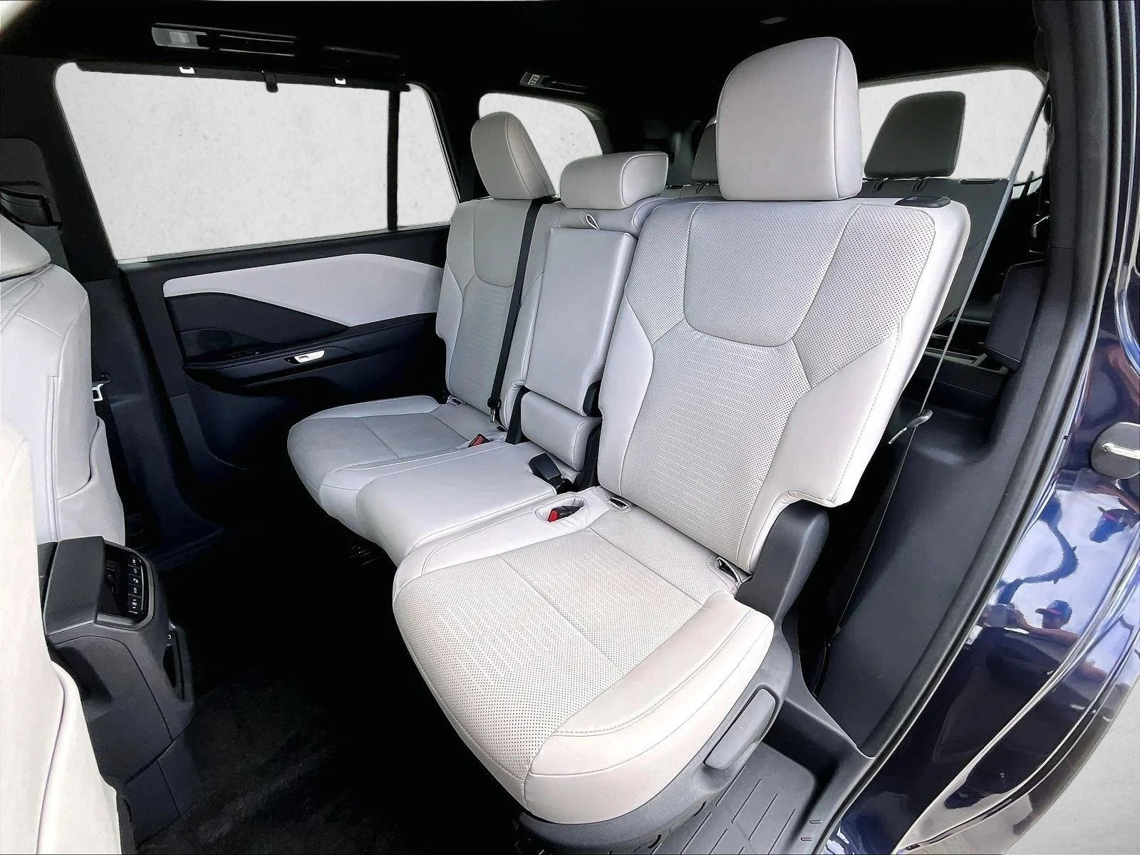 Used 2025 Nightfall Mica Lexus TX 350 image 28