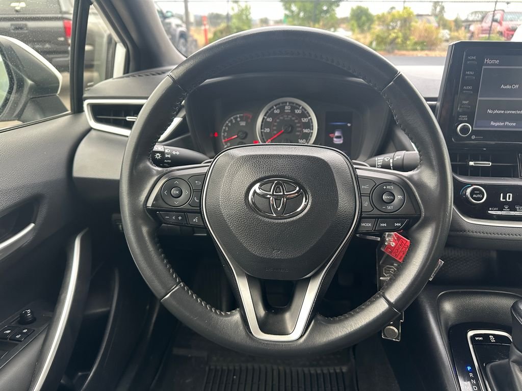 Used 2022 Pearl Toyota SE image 19