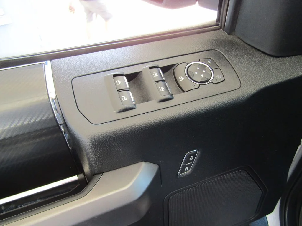 Used 2019 Ingot Silver Ford XLT image 24