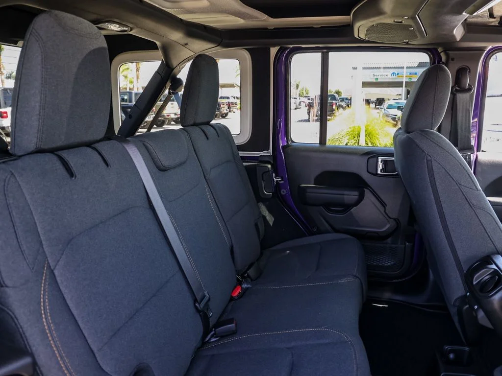 New 2026 Reign Exterior Paint Jeep Sport S image 18