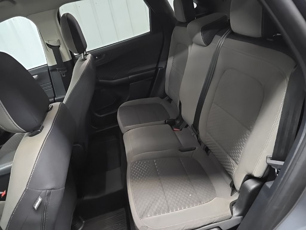 Used 2022 Gray Ford SE image 35