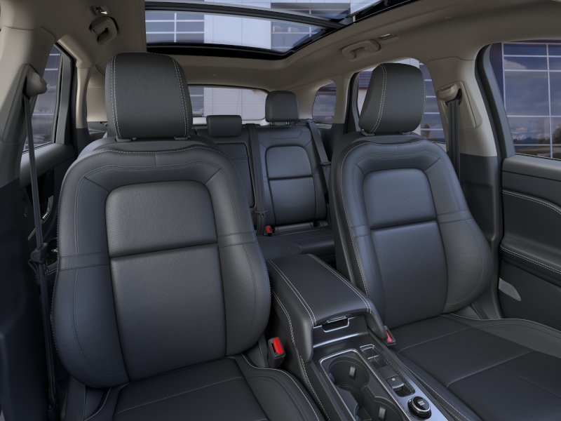 New 2025 Pristine White Lincoln Grand Touring image 38