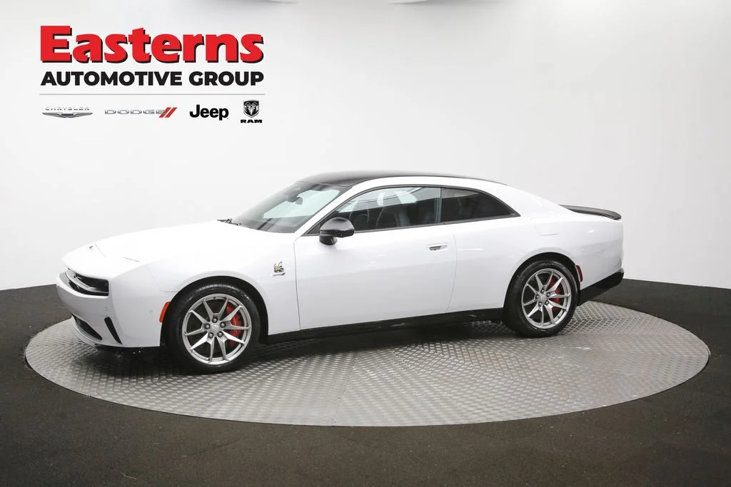 Certified Used 2024 White Dodge R/T Scat Pack image 57