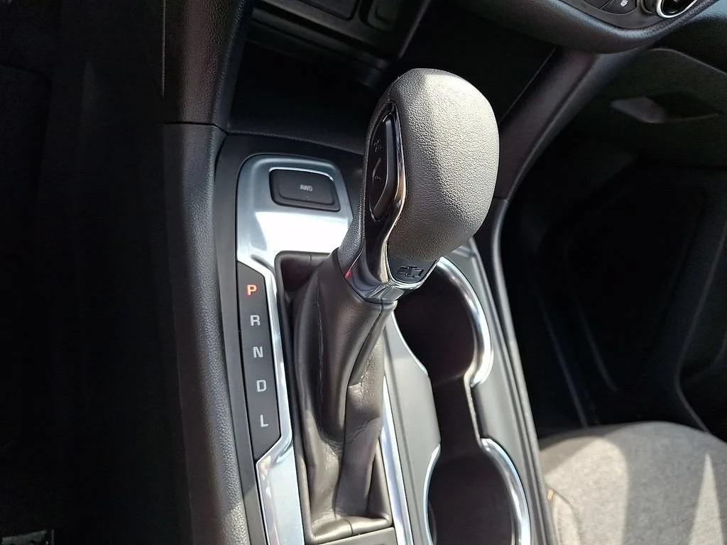 Used 2023 Summit White Chevrolet LT image 55